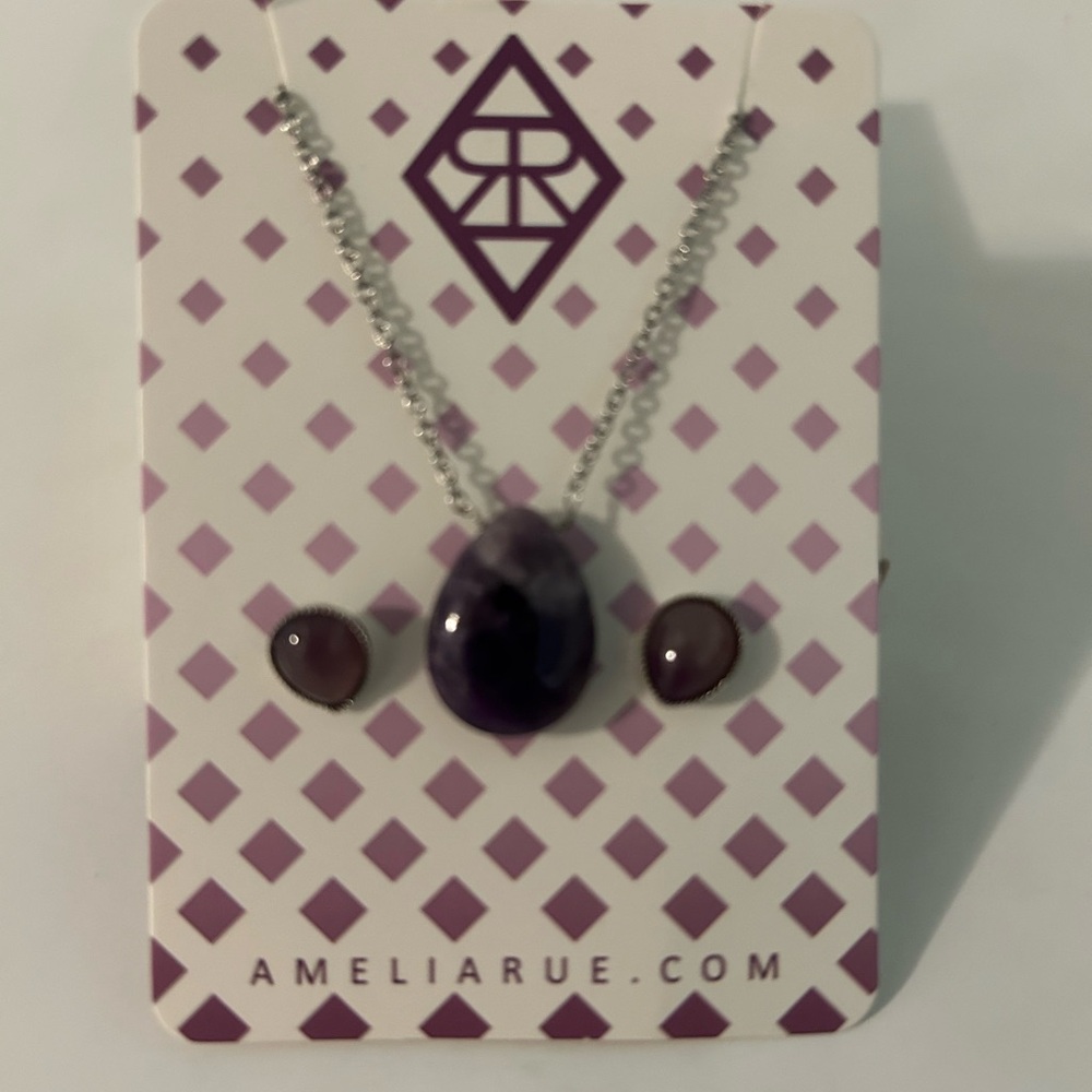 Amelia Rue Natural Amethyst Stone Necklace + Earring Set!